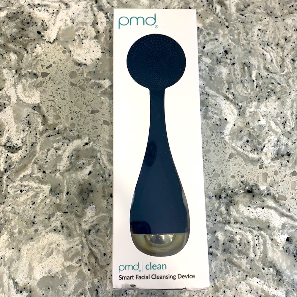 PMD Smart Facial Cleansing Device